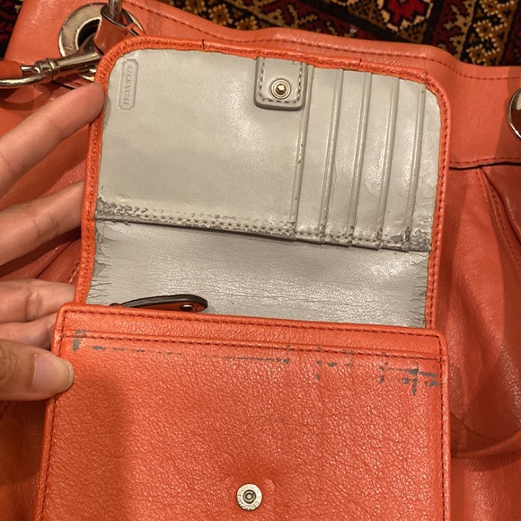 Coral salmon genuine leather coach purse and matching wallet - Picture 7 of 8